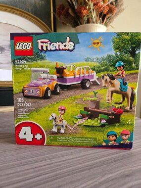 Lego Friends Horse and Pony Trailer Playset NIB
